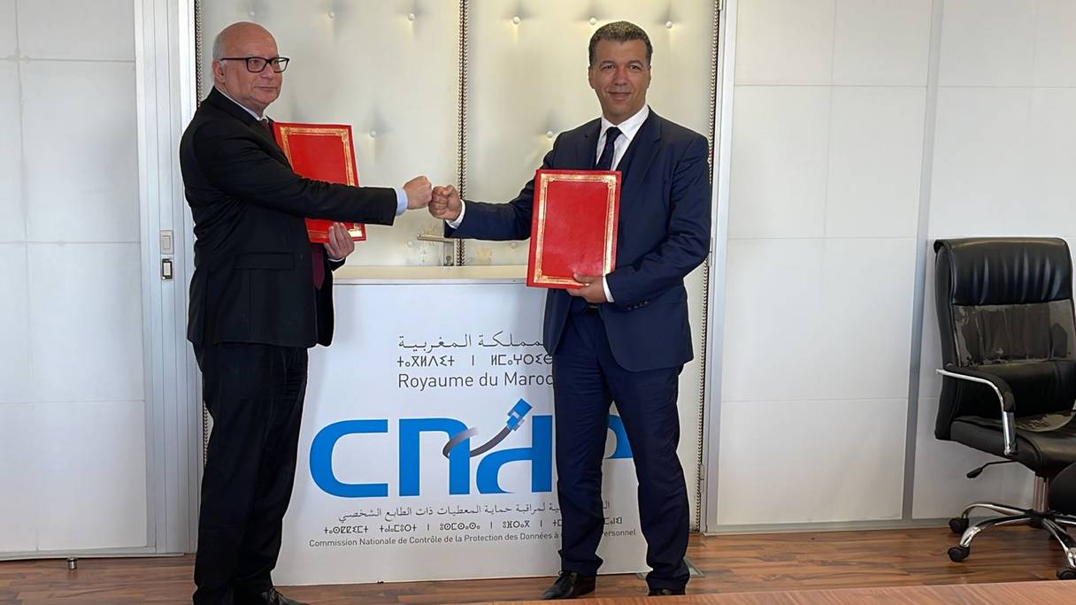 La Bourse de Casablanca et la CNDP ont signé, ce mardi 8 février à Rabat, une convention de partenariat pour accompagner le déploiement du chantier de protection des données personnelles. 

