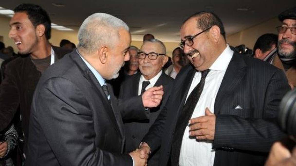 Lachgar aux côtés de Abdelilah Benkirane, SG du PJD et chef du gouvernement.
