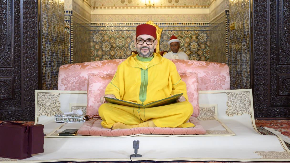 Le roi Mohammed VI a présidé, mercredi 29 mars au Palais royal de Rabat, la première causerie religieuse du mois sacré de ramadan.