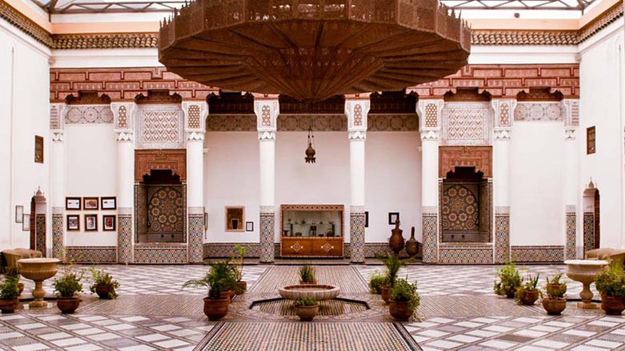 Le musée Dar Si Said, le musée national du tissage et du tapis, à Marrakech, a accusé de sérieux dégâts suite au séisme qui a frappé le Maroc, le soir du 8 septembre.