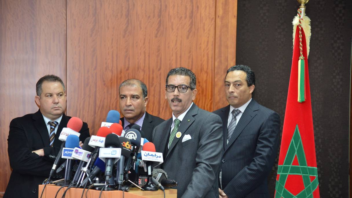Abdelhak Khiame entouré des responsables du BCIJ, ce vendredi 19 février.
