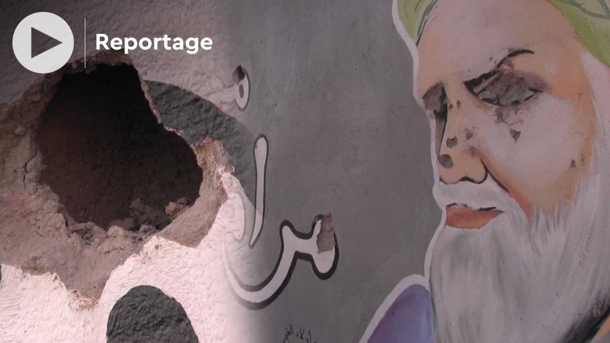 Des fresques murales détériorées, à Marrakech.
