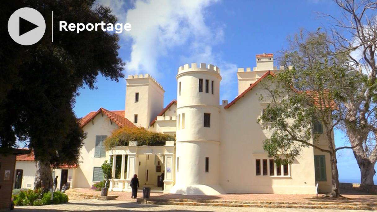 En 1878, un helléno-américain, Ion Perdicaris, construit un château au milieu de la forêt de R'milat afin de soigner au grand air son épouse, atteinte de tuberculose. L'édifice est aujourd'hui réhabilité: c'est un centre d'interprétation du patrimoine.
