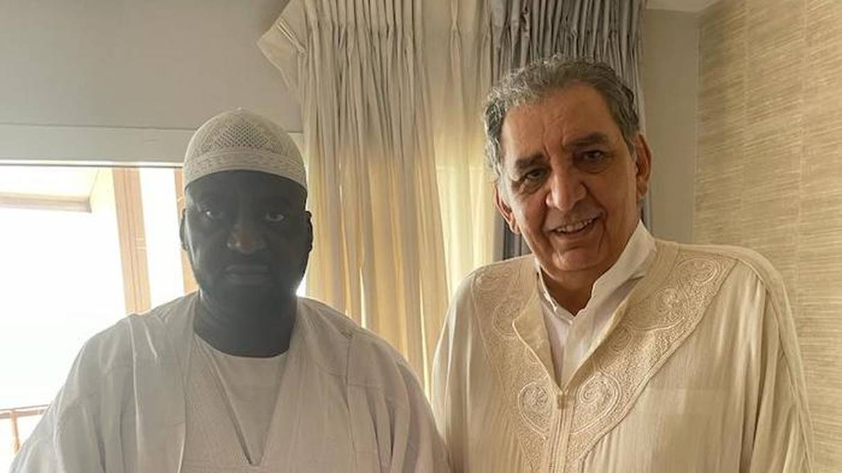 L'Emir de Kano Aminu Ado Bayero a reçu, dimanche 19 juin, à Abuja, l'ambassadeur du roi du Maroc au Nigeria, Moha Ou Ali Tagma.
