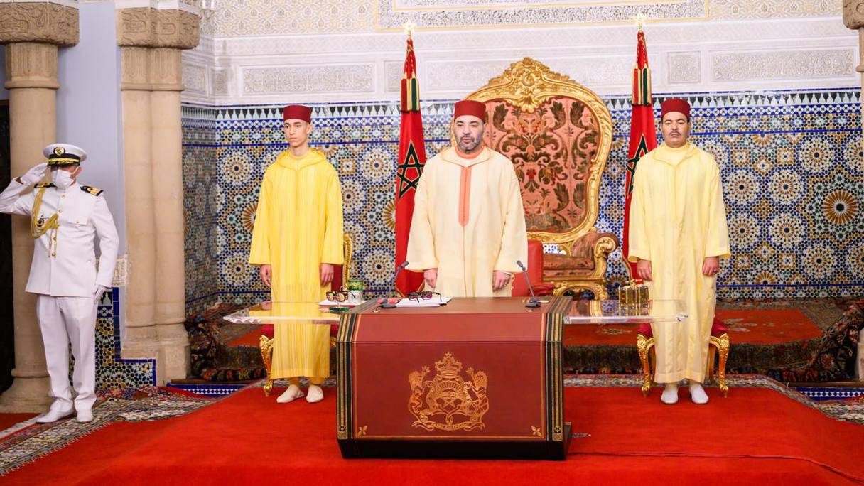 Le Roi Mohammed VI prononce un discours, le 20 août 2022, à l'occasion de la commémoration de la Révolution du Roi et du Peuple.

