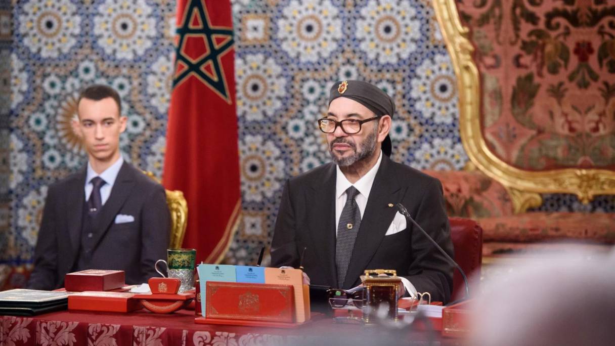 Le roi Mohammed VI a présidé un Conseil des ministres, mardi 18 octobre 2022.
