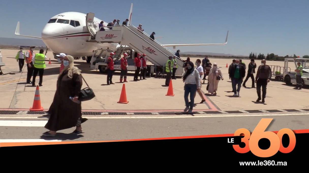 L'arrivée des Marocains rapatriés d'Espagne, lundi 15 juin 2020, à l'aéroport de Saïdia. 

