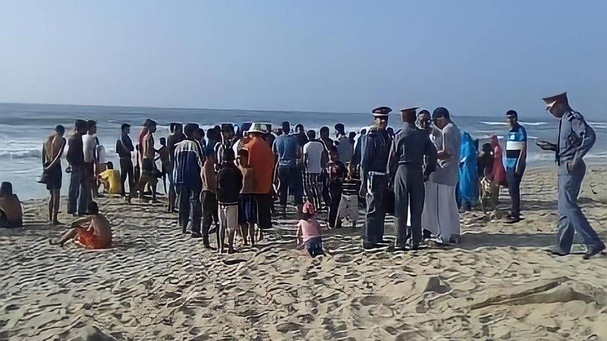 Quatre membres d'une même famille sont morts noyés au large de la plage Pk25, à Dakhla. 
