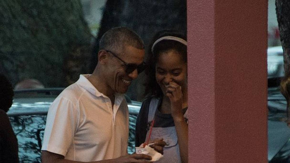 Barack Obama et sa fille Malia le 24 décembre.
