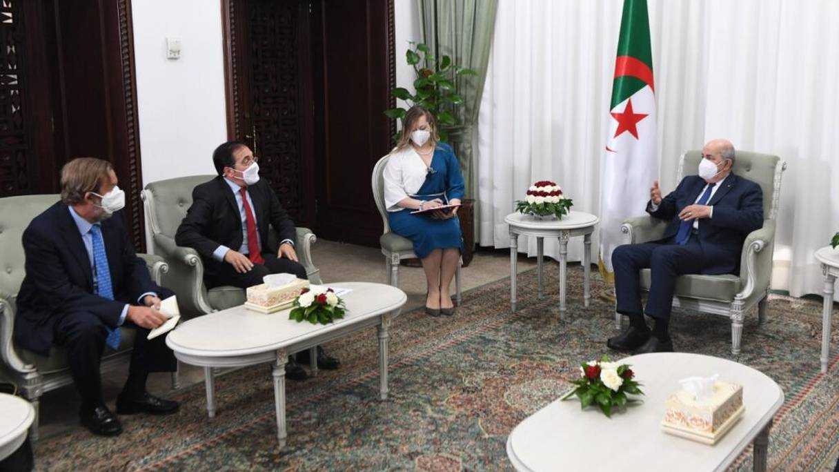 Le chef de la diplomatie espagnole, Jose Manuel Albares, reçu par le président algérien, Abdelmadjid Tebboune, le 30 septembre 2021 à Alger.
