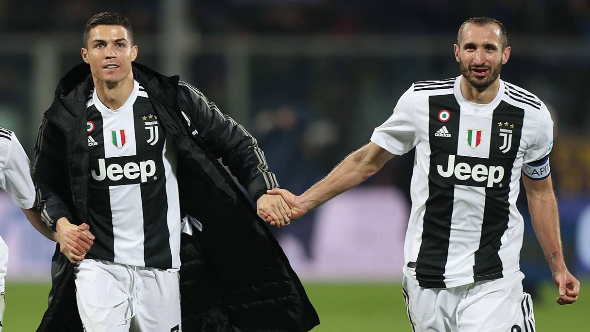 Cristiano Ronaldo et le capitaine de la Juventus, Giorgio Chiellini.
