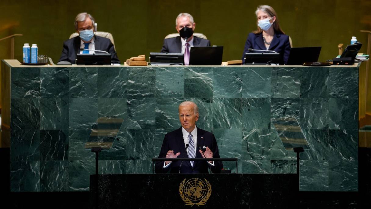 Le président américain Joe Biden prend la parole au cours de la 77e session de l'Assemblée générale des Nations Unies, au siège de l'ONU, le 21 septembre 2022 à New York.
