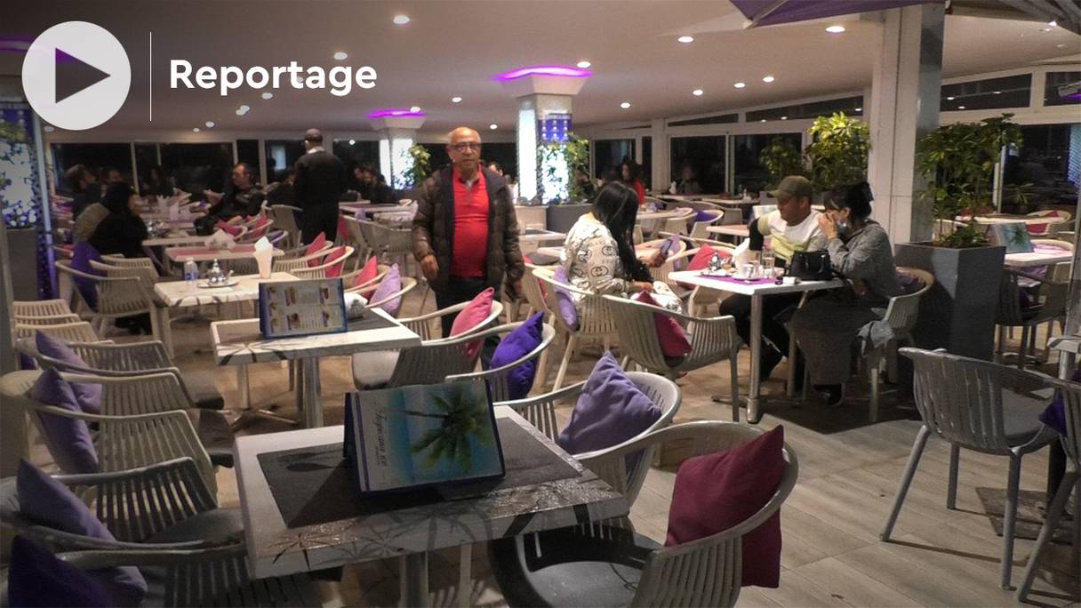 La levée du couvre-feu sonne comme une renaissance pour plusieurs cafés et restaurants situés à la corniche Aïn Diab, l’un des quartiers préférés des Casablancais.
