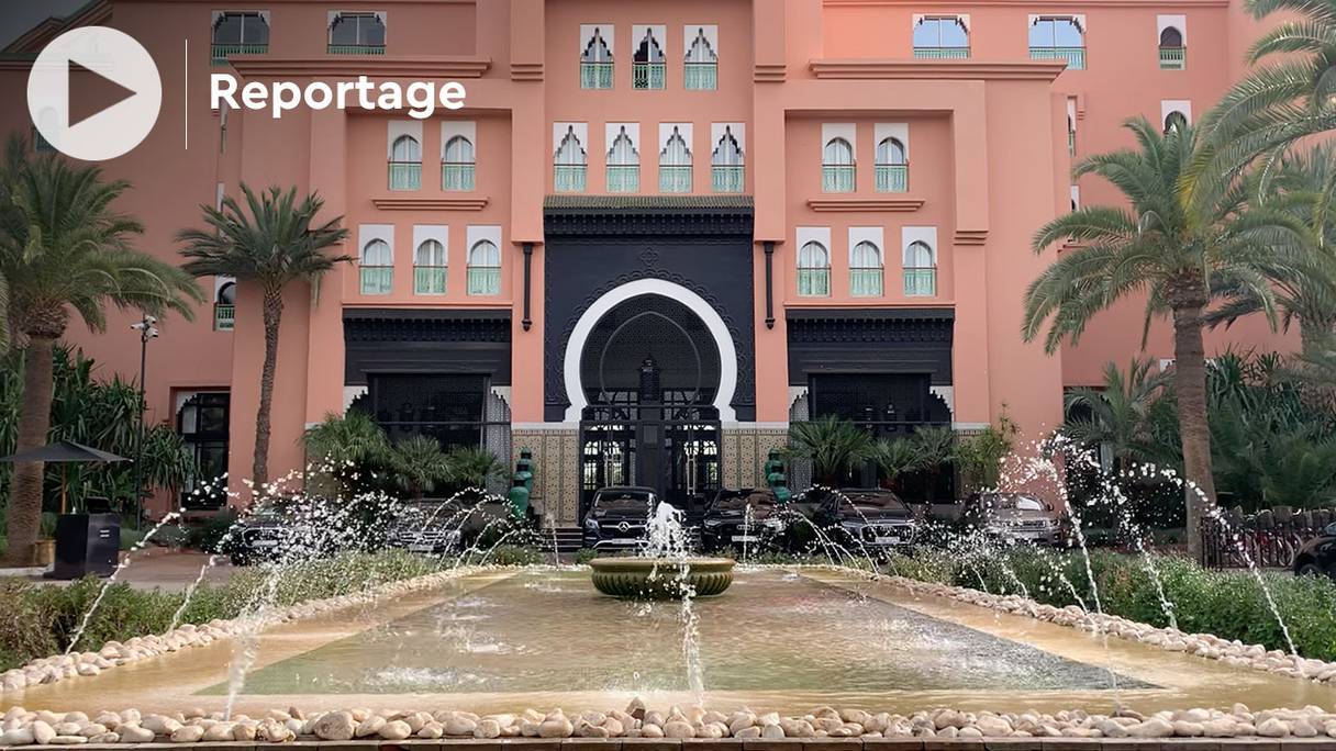 A Marrakech, les hoteliers se préparent pour accueillir à nouveau les touristes venus de l'étranger.
