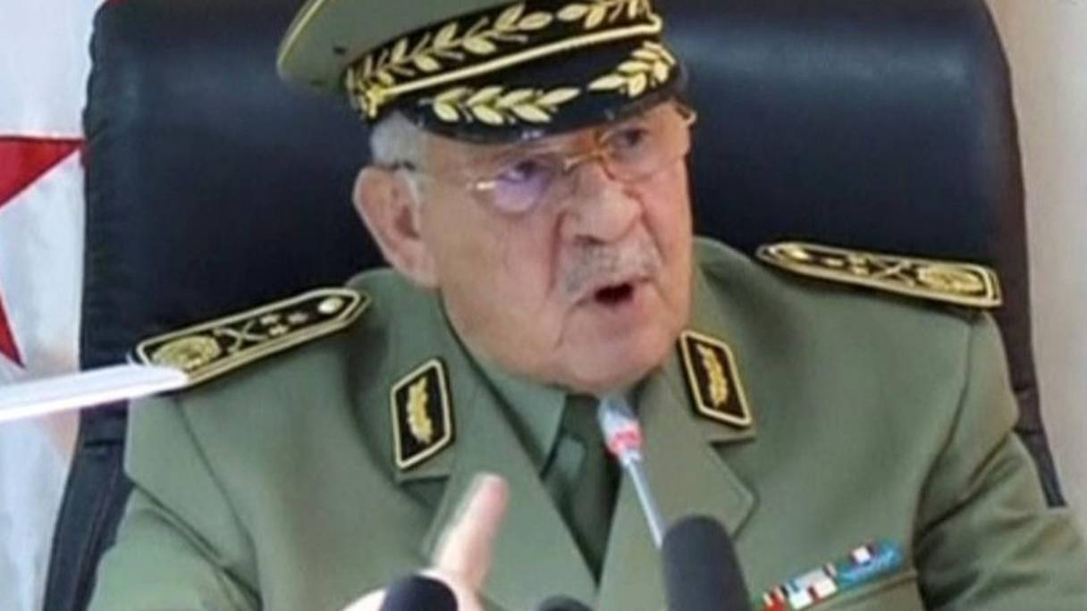 Feu Ahmed Gaïd Salah, ancien vice-ministre de la Défense et chef d'état-major de l'armée algérienne. 
