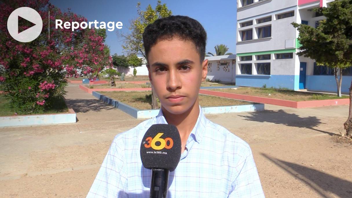 Zakaria Kandil, élève dans un lycée à Larache, a obtenu la note la plus élevée à l’examen du baccalauréat 2022 au niveau de la région Tanger-Tétouan-Al Hoceïma, avec une moyenne de 19,04/20.

