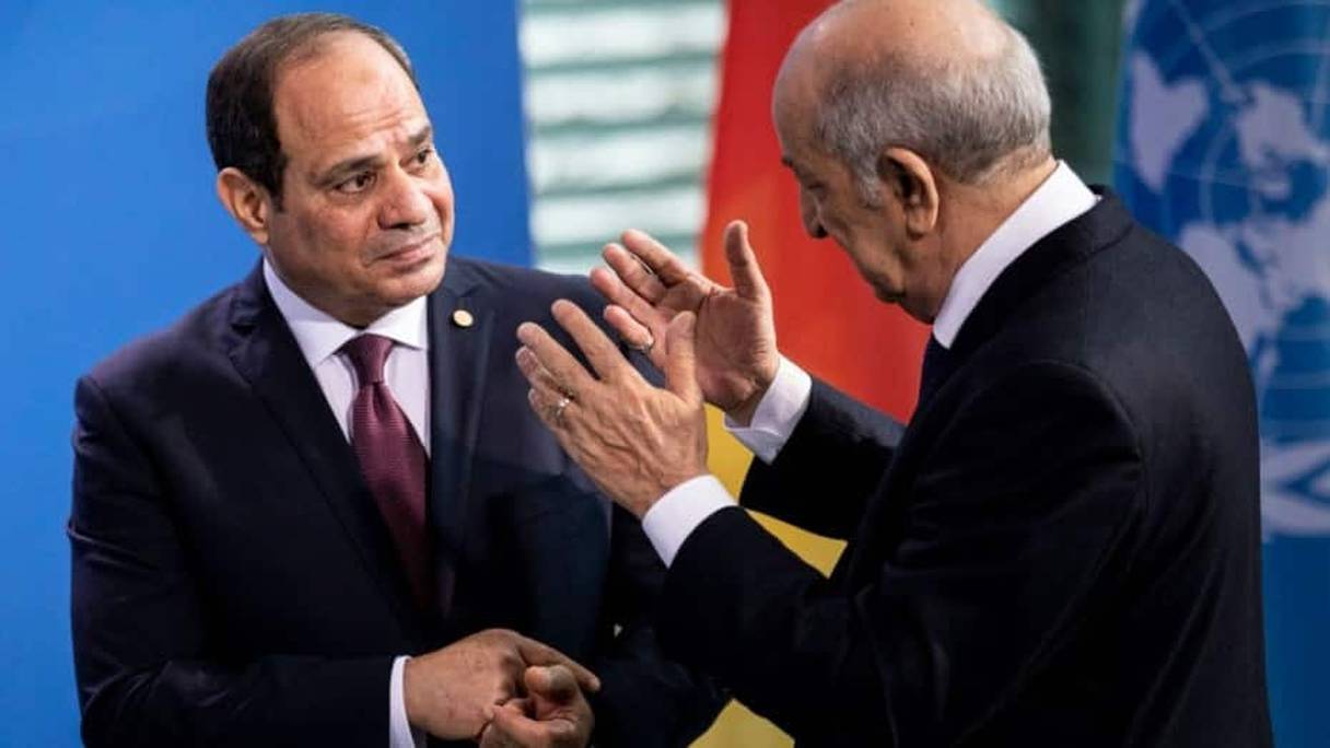 Le président égyptien, Abdelfattah Al-Sissi, et son homologue algérien, Abdelmadjid Tebboune.
