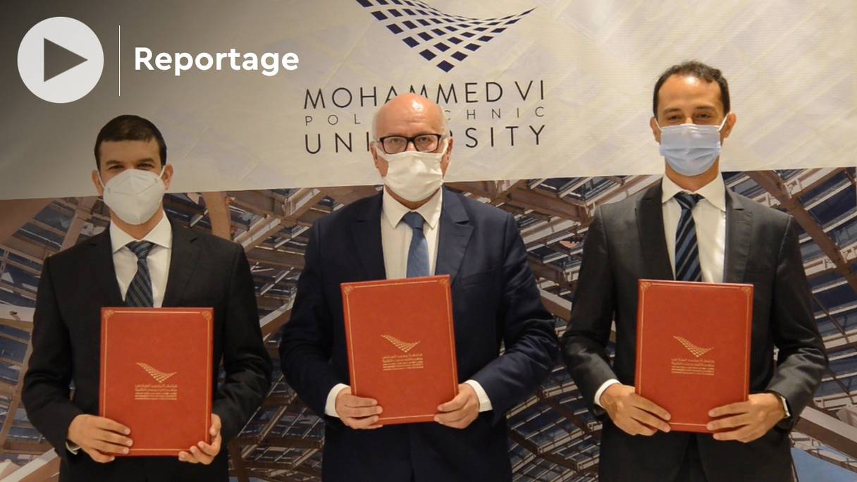 A l'issue de la cérémonie de signature de la convention de partenariat entre le CNDP, l’OCP et l’Université Mohammed VI Polytechnique, le 26 juillet 2021 dans le campus de l’UM6P, à Ben Guérir.
