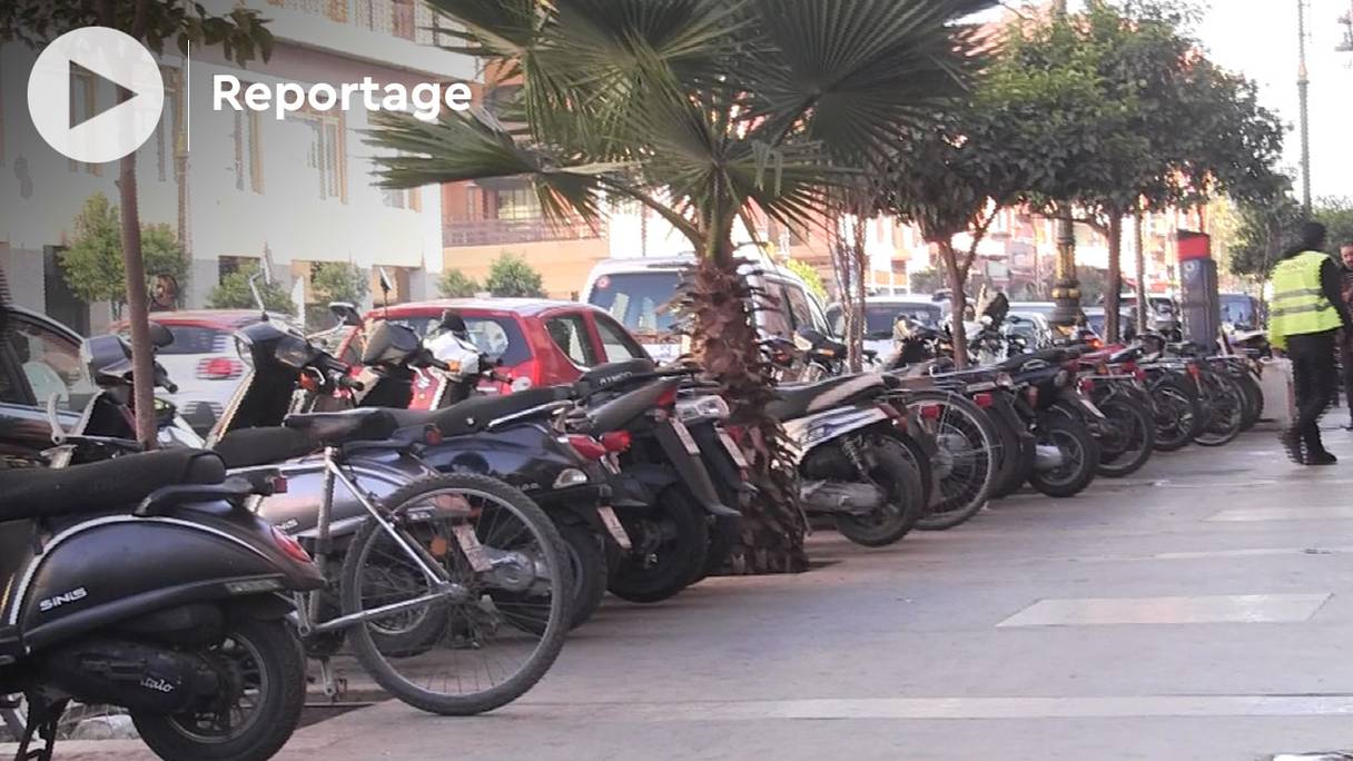 A Marrakech, les trottoirs sont de moins en moins dédiés aux piétons.
