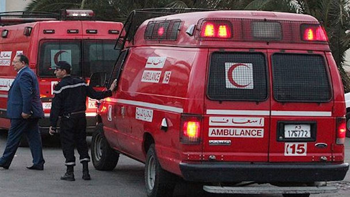 Ambulances de la Protection civile. 
