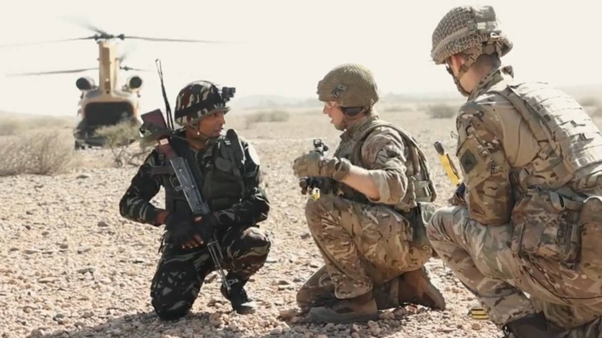 Lors de l'exercice conjont Jbel Sahara, réunissant les FAR et les Forces armées britanniques (3-17 novembre 2022).
