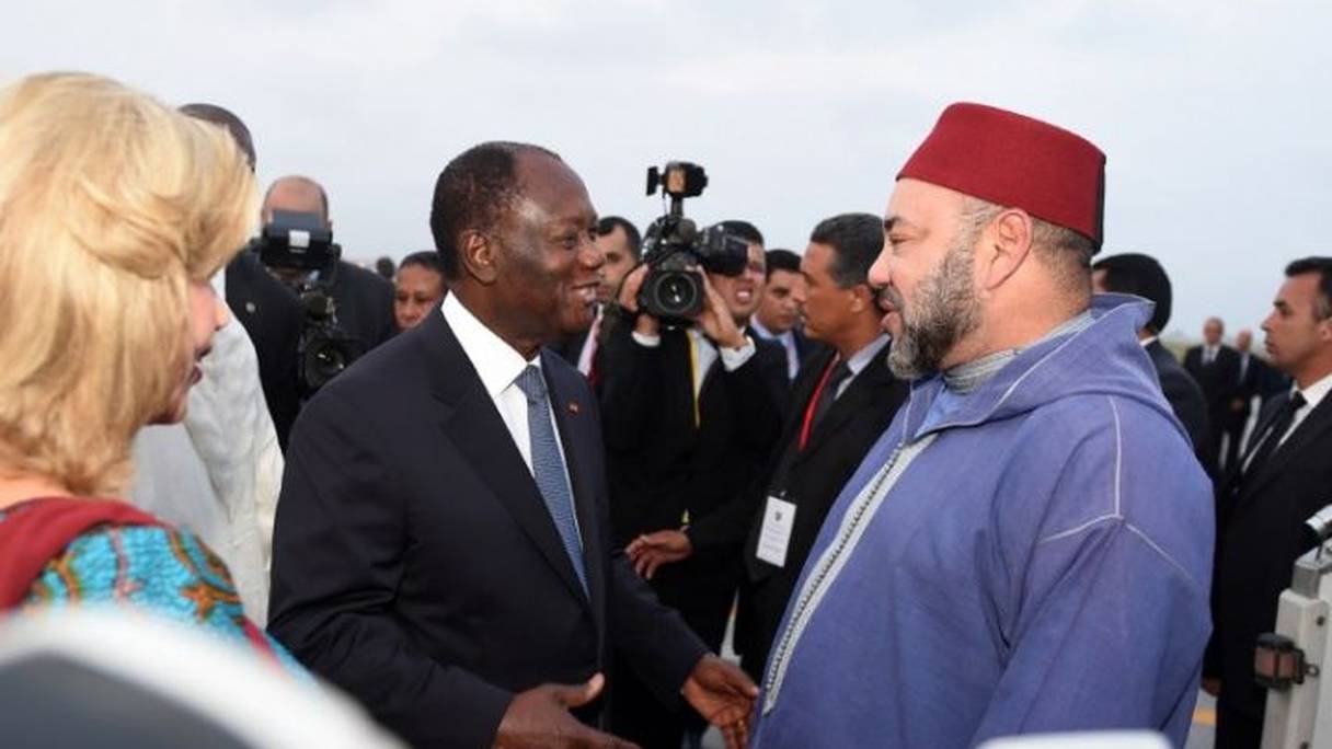 Le roi Mohammed VI en compagnie du président ivoirien Alassane Ouattara.
