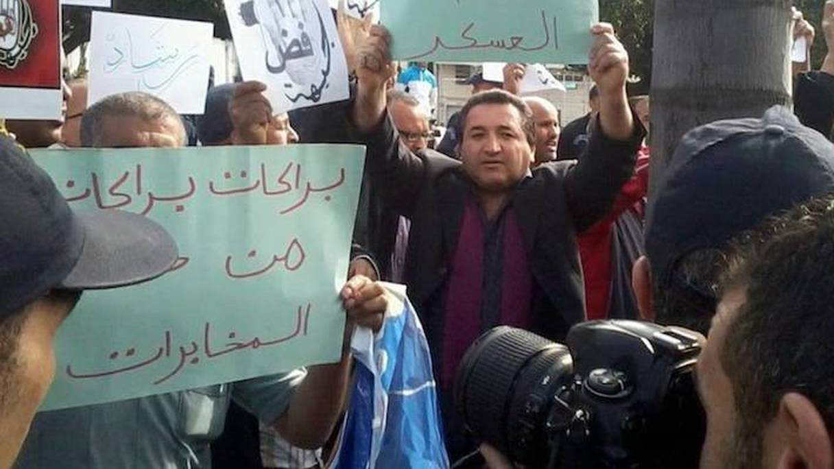 Hassan Bouras, journaliste et militant de la LADDH a été condamné le 28 novembre à un un an de prison ferme.
