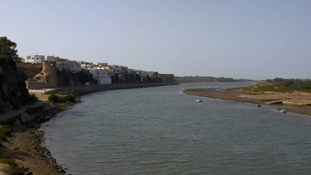L'Oued Oum-Er-Rbia, long de 550 km, est le 2e plus grand fleuve du Maroc.
