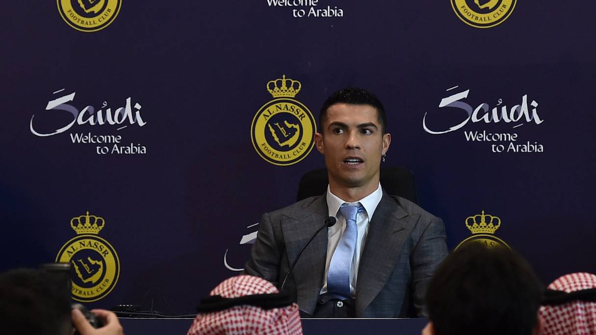 Cristiano Ronaldo, joueur d'Al Nassr, lors de sa première conférence de presse en Arabie saoudite, mardi 3 janvier 2023.
