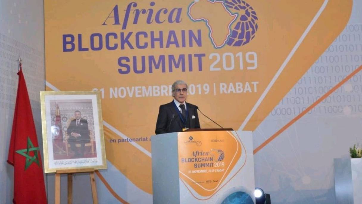 Le wali de Bank Al-Maghrib, Abdellatif Jouahri, lors de l'inauguration de l'Africa Blockchain Summit, jeudi 21 novembre à Rabat
