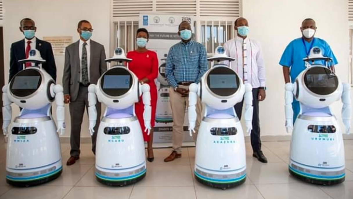 Le Rwanda déploie des robots médicaux contre le Covid-19.
