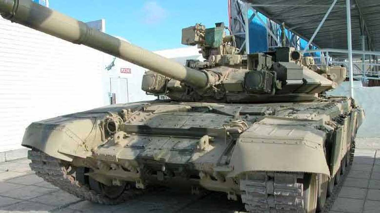 67 chars russes de type T-90SA sur 200 ont été livrés, en juillet dernier, à l'armée de terre algérienne. 
