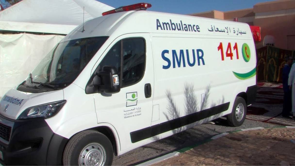 Une ambulance du SMUR.
