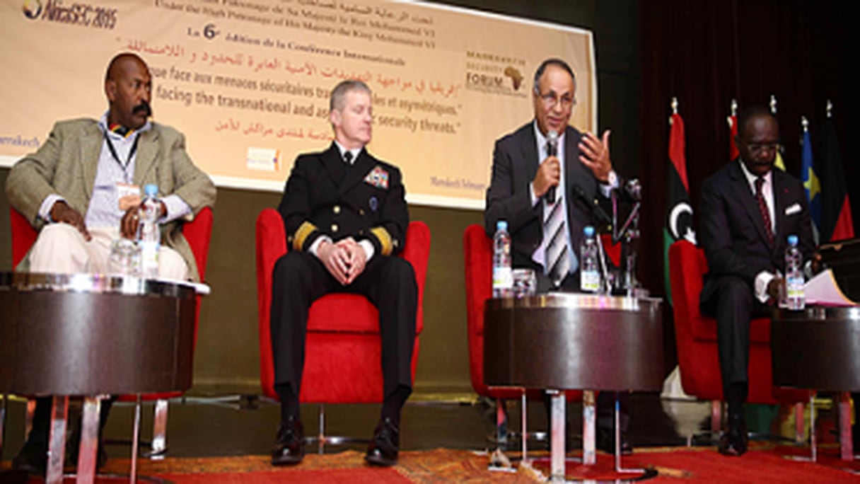 6ème "Marrakech security forum": L'amiral Kevin Kovacich au centre.  
