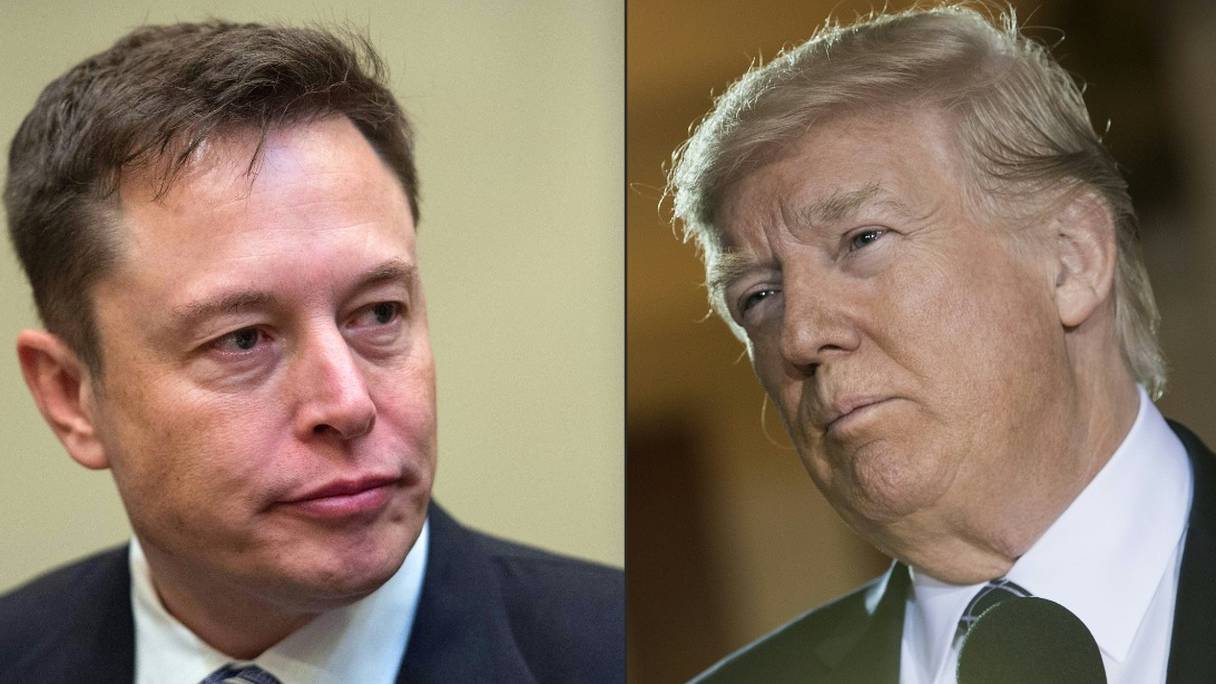 Elon Musk, patron de Tesla et de Space X, et Donald Trump, ex-président des Etats-Unis, tous deux photographiés en 2017 à Washington. Le 10 mai 2022, Elon Musk a déclaré qu'il lèverait l'interdiction de Twitter dont Donald Trump fait l'objet.
