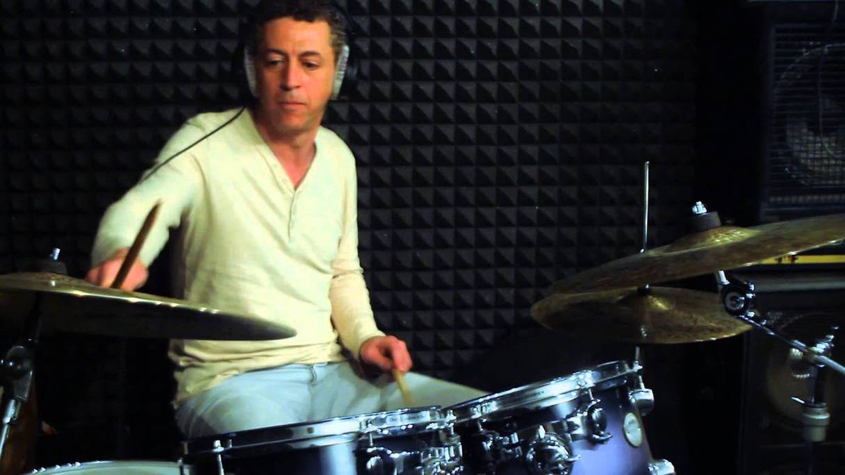 Le batteur Karim Ziad, directeur artistique du festival Gnaoua, musiques du monde
