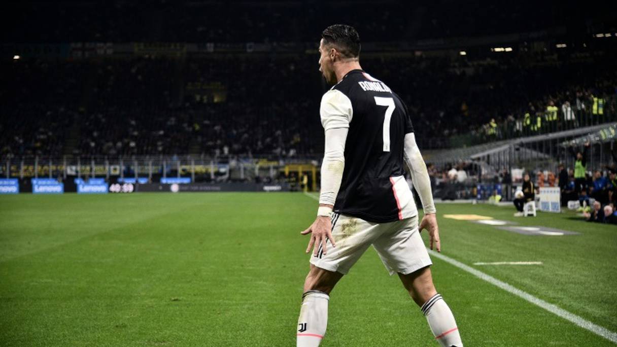 L'attaquant de la Juventus Turin, Cristiano Ronaldo, le 6 octobre 2019 lors de la rencontre du championnat italien face à l'Inter Milan, au stade San Siro de Milan.
