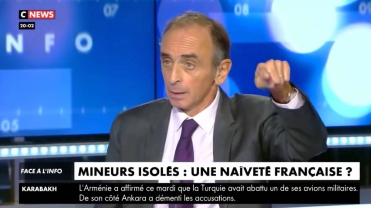 Eric Zemmour, polémiste de la chaîne CNews sur la plateau de l'émission "Face à l'info".

