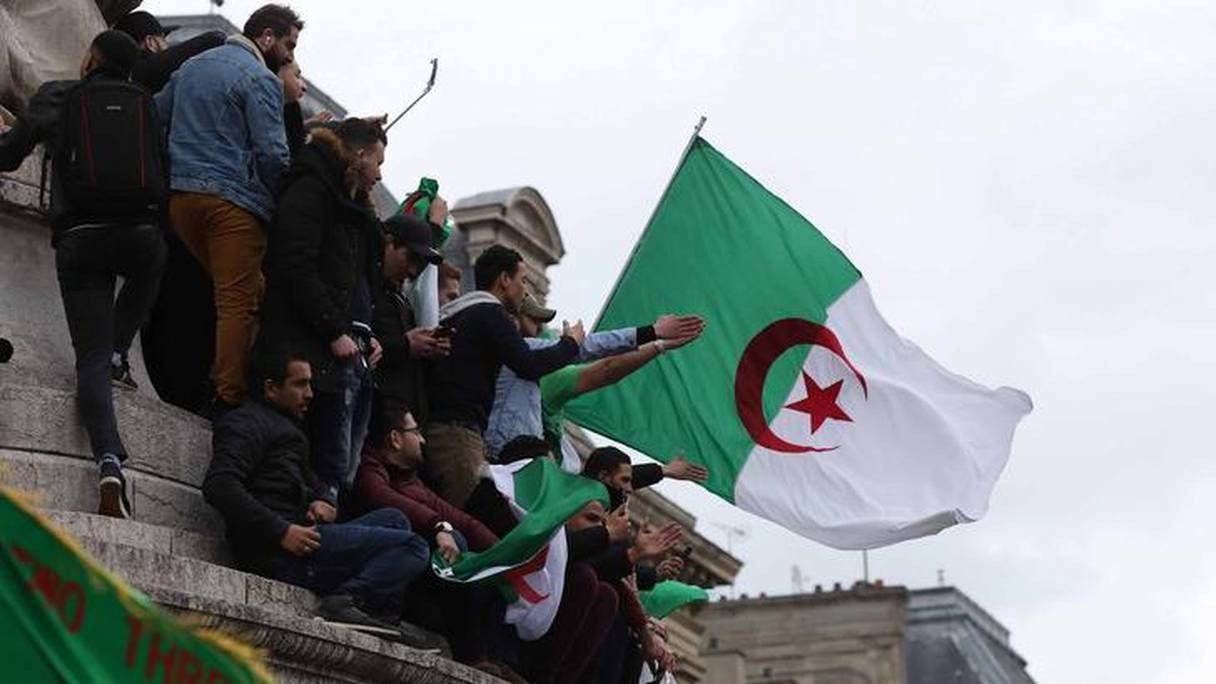 Etudiants algériens en France.