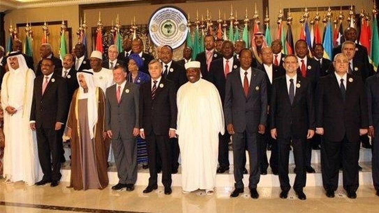 4ème Sommet des chefs d'Etat arabes et africains, à Malabo.
