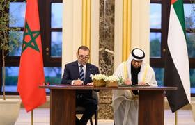 Le roi Mohammed VI et cheikh Mohammed Ben Zayed Al-Nahyane signent une déclaration pour un partenariat multisectoriel hautement stratégique.