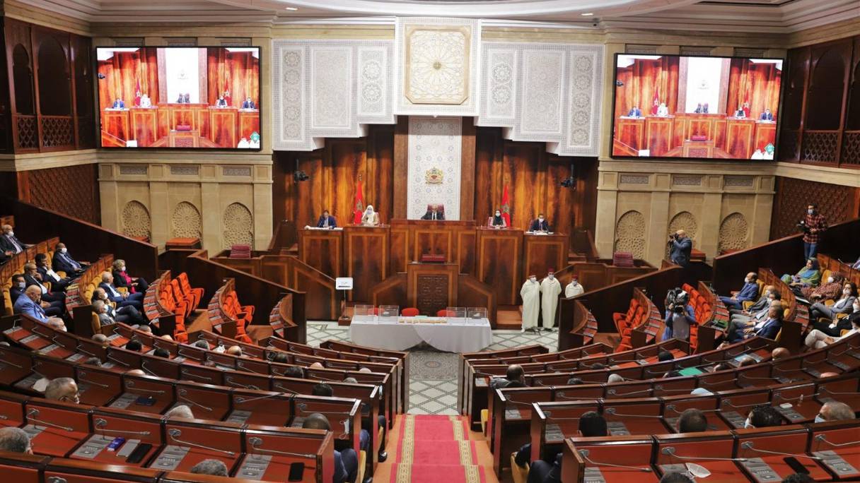 Séance plénière de la Chambre des représentants consacrée à l'élection de son président, au titre de la onzième législature, le 9 octobre 2021, à Rabat.
