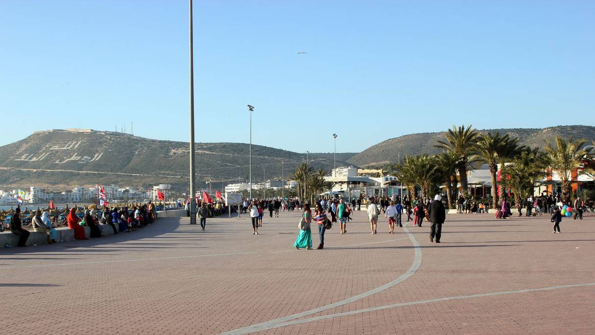 Corniche "Jour et Nuit", à Agadir.
