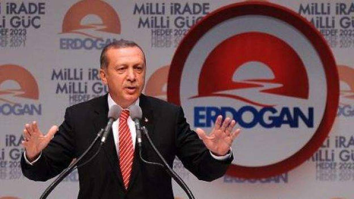 Le parti du président turc Recep Tayyip Erdogan a essuyé un sérieux revers ce dimanche.
