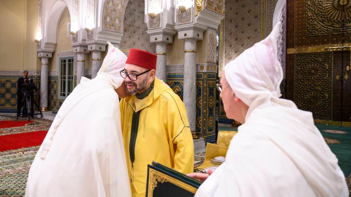 Le roi Mohammed VI présidant la 3ème causerie religieuse du mois sacré de ramadan, jeudi 6 avril 2023 au Palais Royal de Casablanca.
