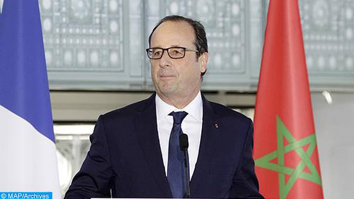 Le président François Hollande, peu après son arrivée à l'aéroport Ibn Battouta, à Tanger.
