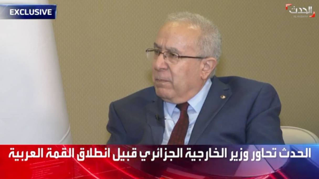 Dans un entretien accordé à la chaîne panarabe Al-Hadath (groupe AlArabiya) lundi 31 octobre 2022, le ministre algérien des Affaires étrangères, Ramtane Lamamra, commente la non-participation du roi Mohammed VI au sommet de la Ligue arabe, à Alger.
