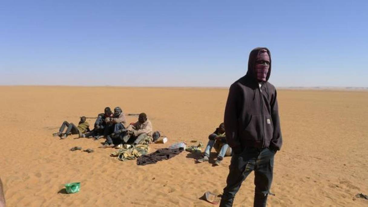 Algérie: des migrants subsahariens jetés dans le désert.
