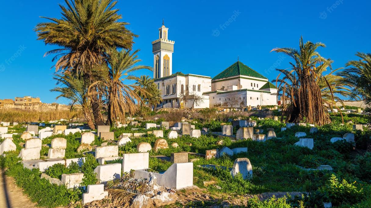 Un cimetière à Meknès.
