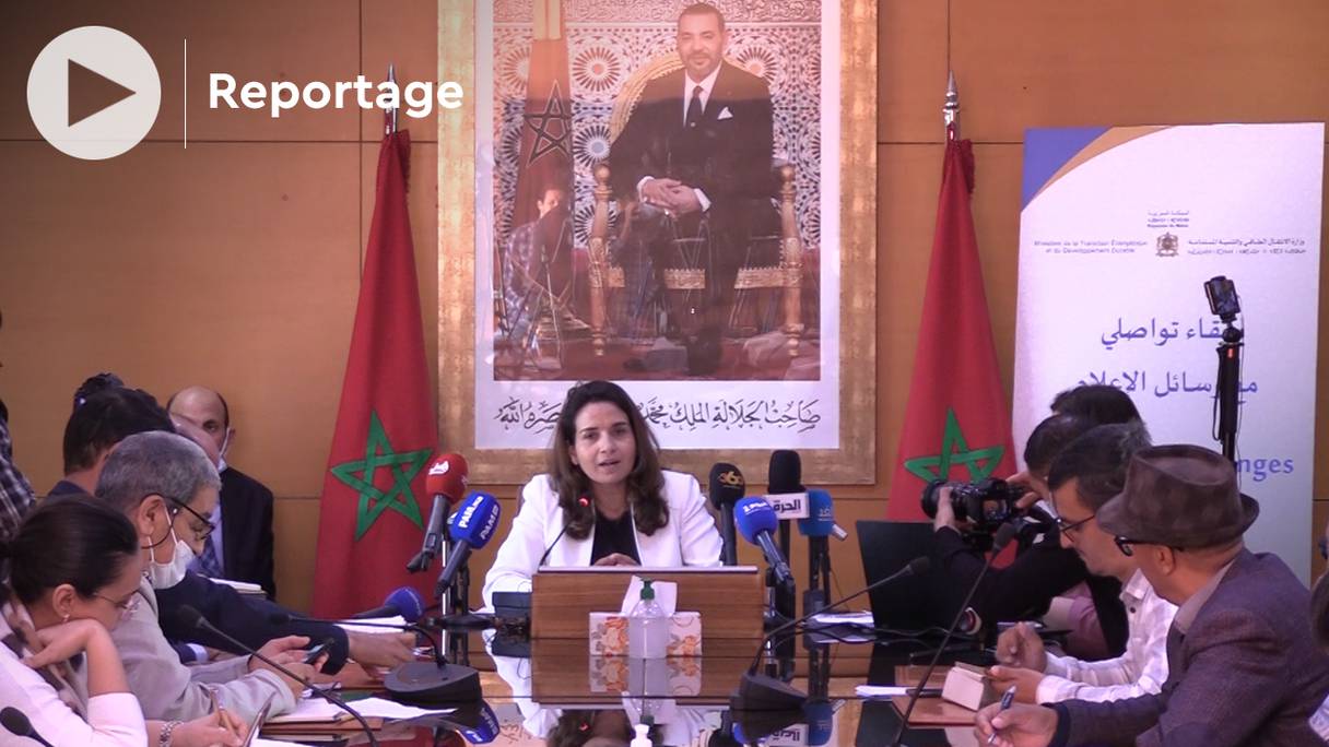Leila Benali, ministre de la Transition énergétique et du développement durable, a annoncé, vendredi 15 avril 2022, des projets d’un investissement global de 5 milliards de dirhams dédiés à l’augmentation des capacités de stockage des hydrocarbures au Maroc.
